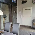 Prázdninový dům L21 Mit Wintergarten Und Holzterrasse By Interhome *
