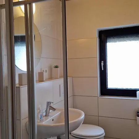 L21 Mit Wintergarten Und Holzterrasse By Interhome Prázdninový dům