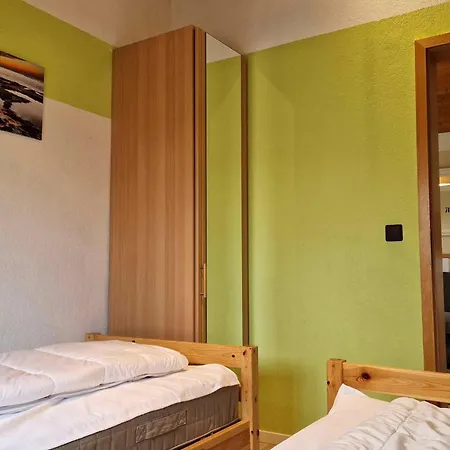 L21 Mit Wintergarten Und Holzterrasse By Interhome Casa vacanze *