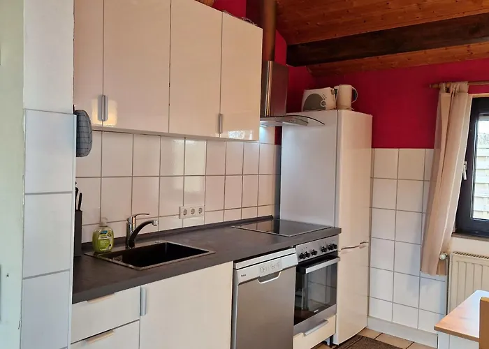 L21 Mit Wintergarten Und Holzterrasse By Interhome Grosswurden