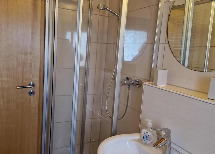 L21 Mit Wintergarten Und Holzterrasse By Interhome Prázdninový dům